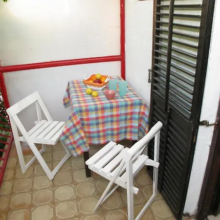 Ana Apartment *
