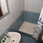 Ana Τρογκίρ