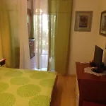 Ana Διαμέρισμα Τρογκίρ